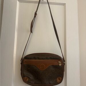 Elegant Brown Crossbody Bag